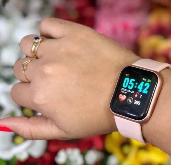 0ddcfc23-1c88-49e1-99ba-ce6081cb7168-1.jpg smart watch winterthour 55m
